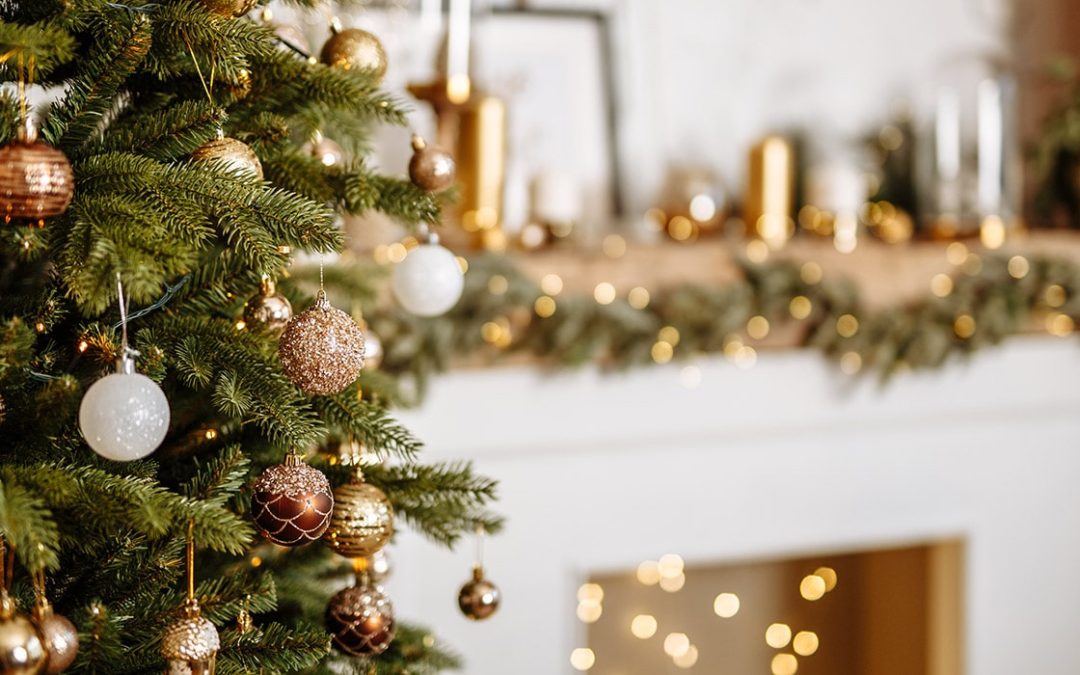 Cum sa iti decorezi casa cu lumanari pentru Craciun